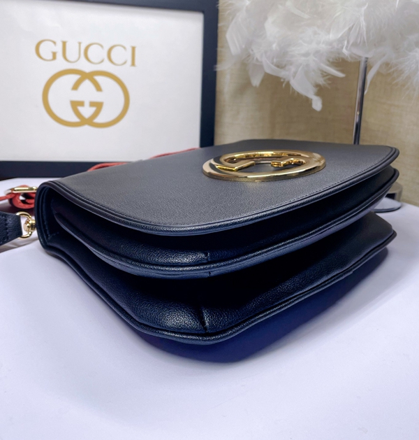 激安グッチバッグコピー角部分ディテール